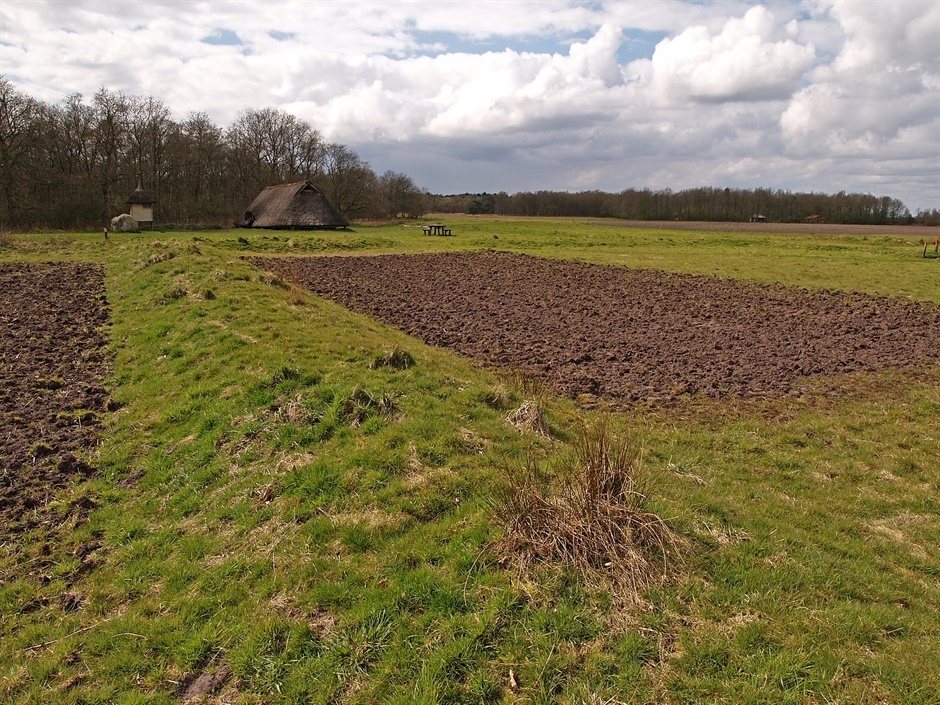 Akkers uit het verleden Orvelte IJzertijdboerderij