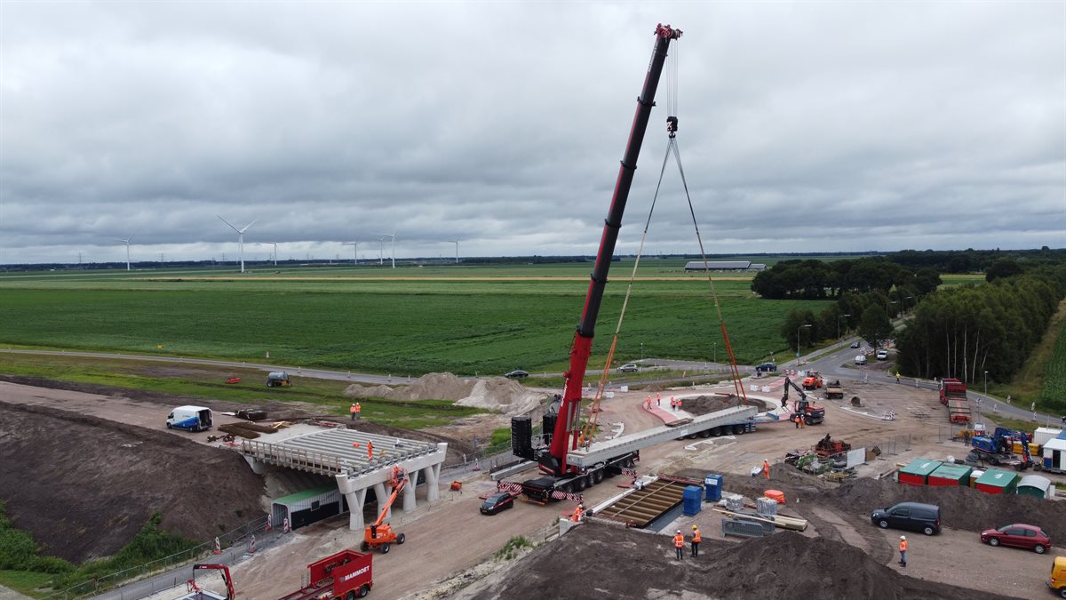 Plaatsen liggers viaduct